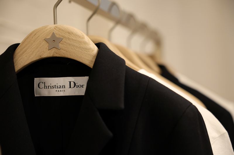 LVMH CEO says Dior sales could reach 5 bln eur this year