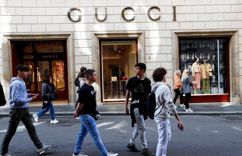 CAC 40: Global Luxury Downturn Hits LVMH Sales Growth in Q3